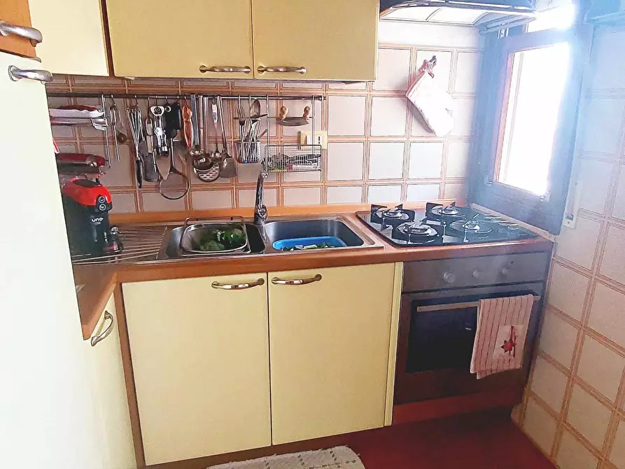 Immagine 5 di Appartamento in vendita  a Pisa