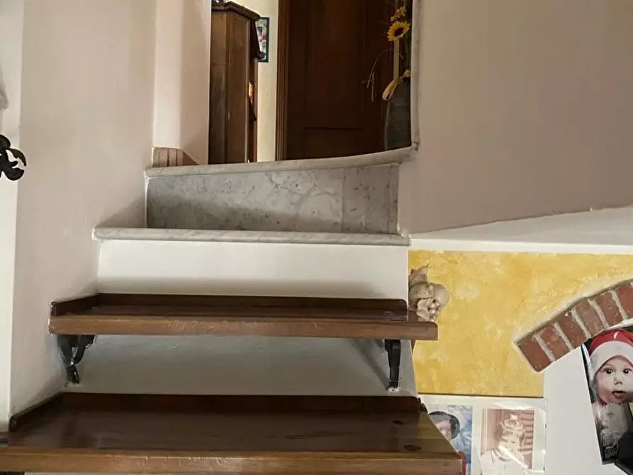 Immagine 6 di Appartamento in vendita  a Carrara