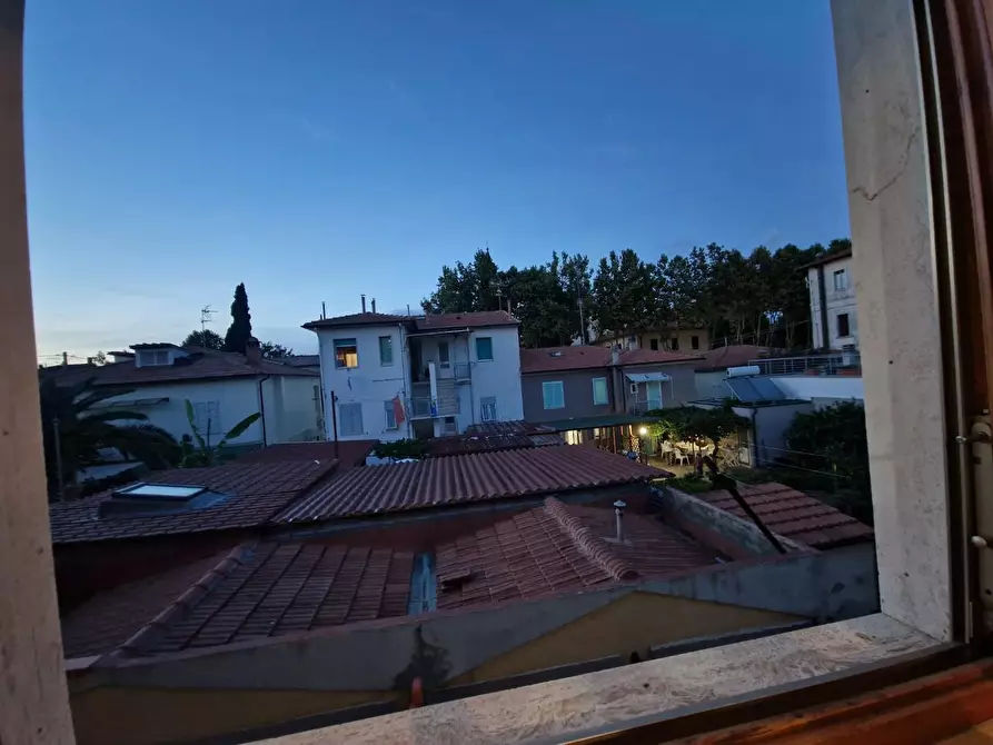 Immagine 7 di Casa trifamiliare in vendita  a Rosignano Marittimo