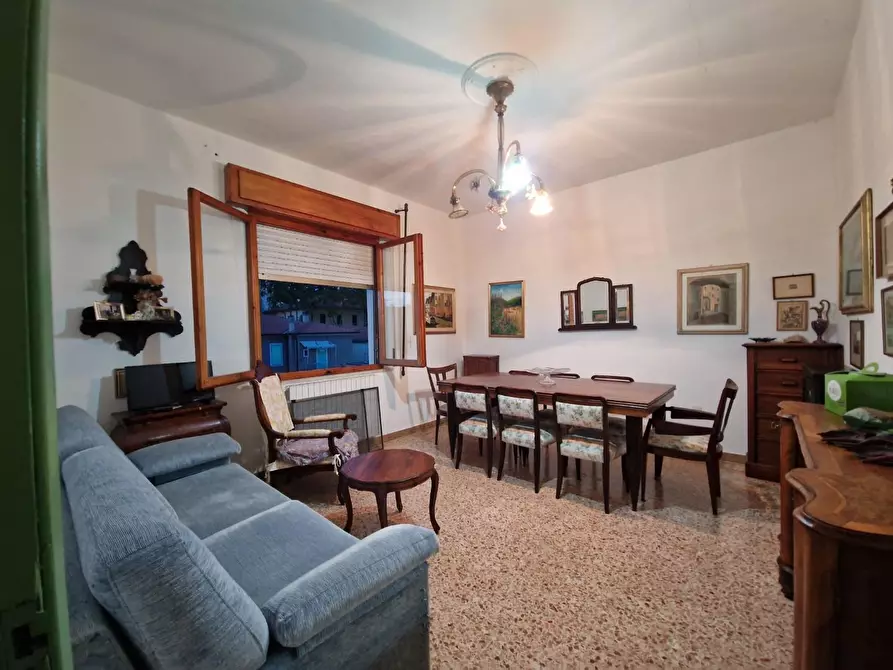 Immagine 4 di Casa trifamiliare in vendita  a Rosignano Marittimo