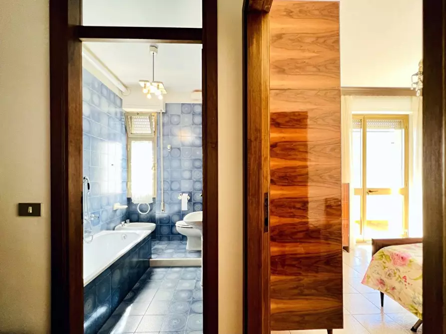 Immagine 29 di Appartamento in vendita  a Camaiore