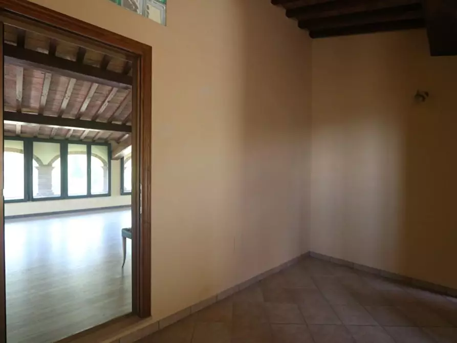 Immagine 20 di Appartamento in vendita  a Buti