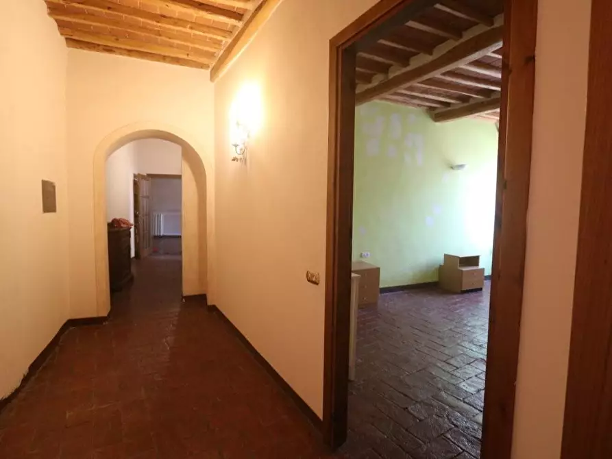 Immagine 17 di Appartamento in vendita  a Buti