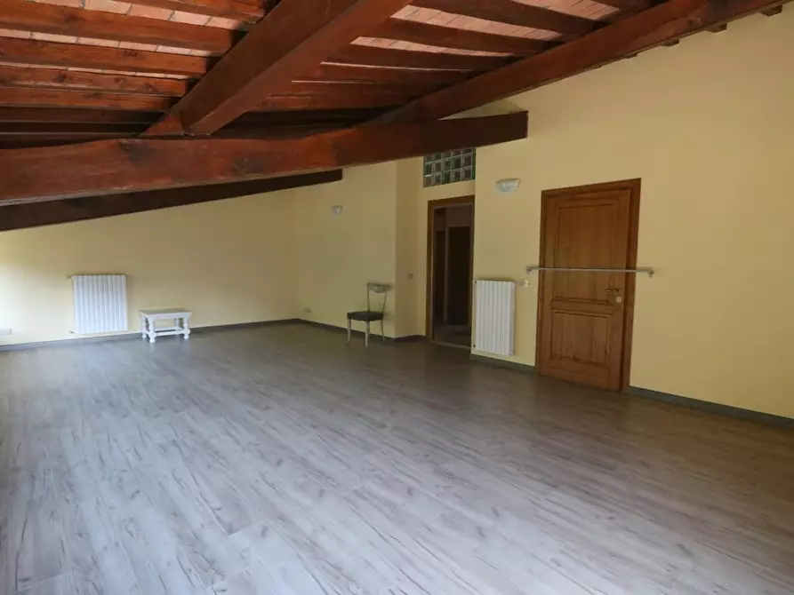 Immagine 23 di Appartamento in vendita  a Buti