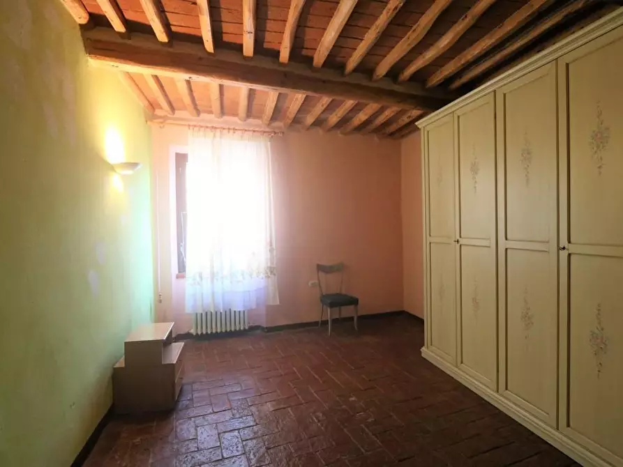 Immagine 10 di Appartamento in vendita  a Buti