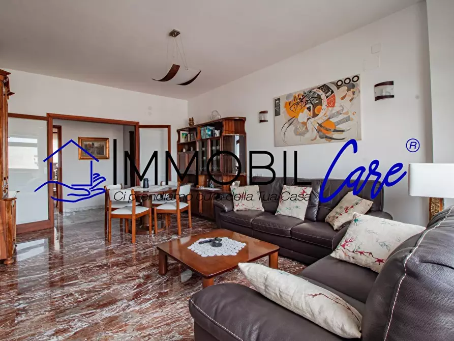 Immagine 5 di Appartamento in vendita  a Livorno