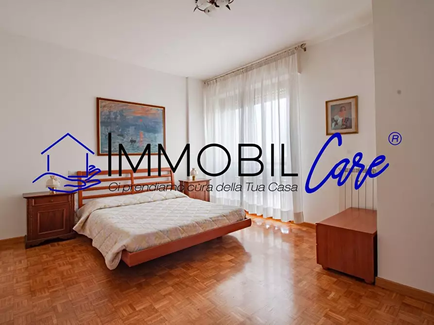 Immagine 14 di Appartamento in vendita  a Livorno