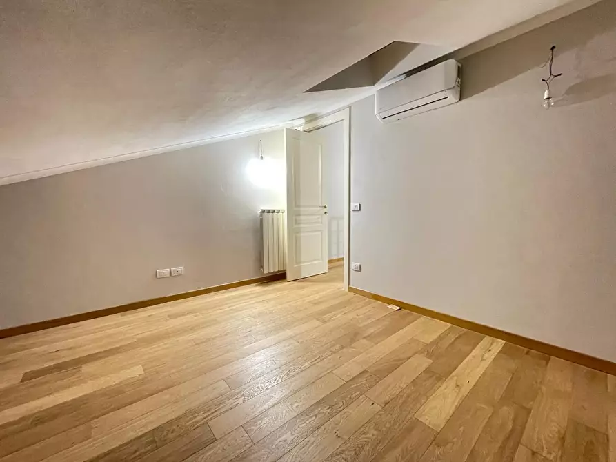 Immagine 28 di Mansarda in vendita  a Empoli