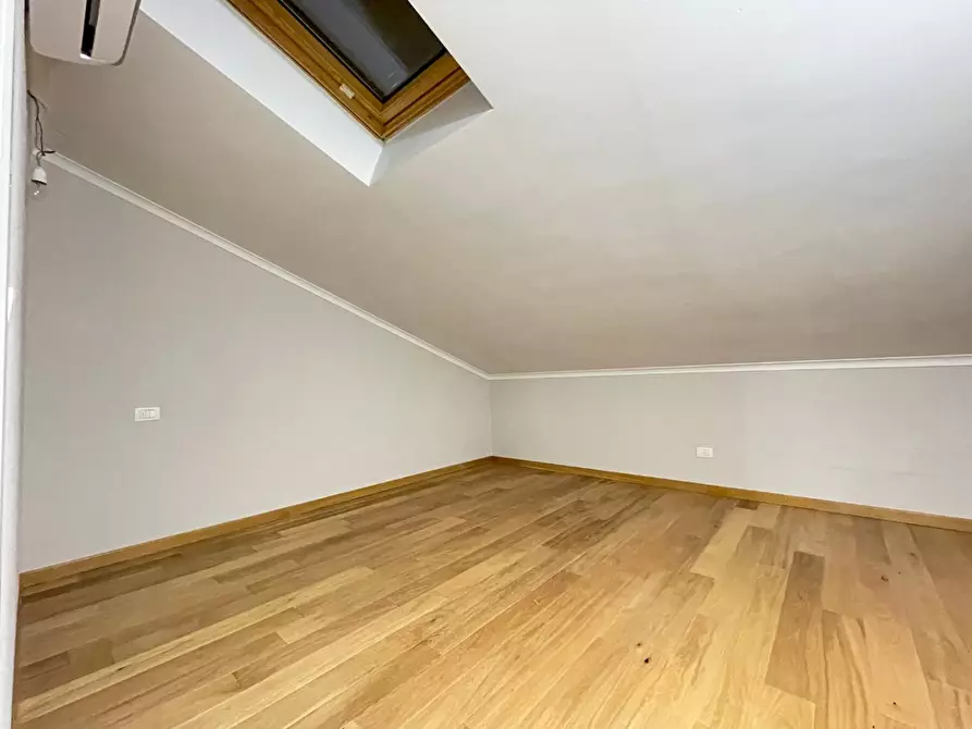 Immagine 27 di Mansarda in vendita  a Empoli