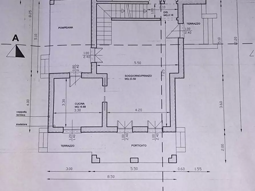 Immagine 1 di Villa in vendita  a Montignoso