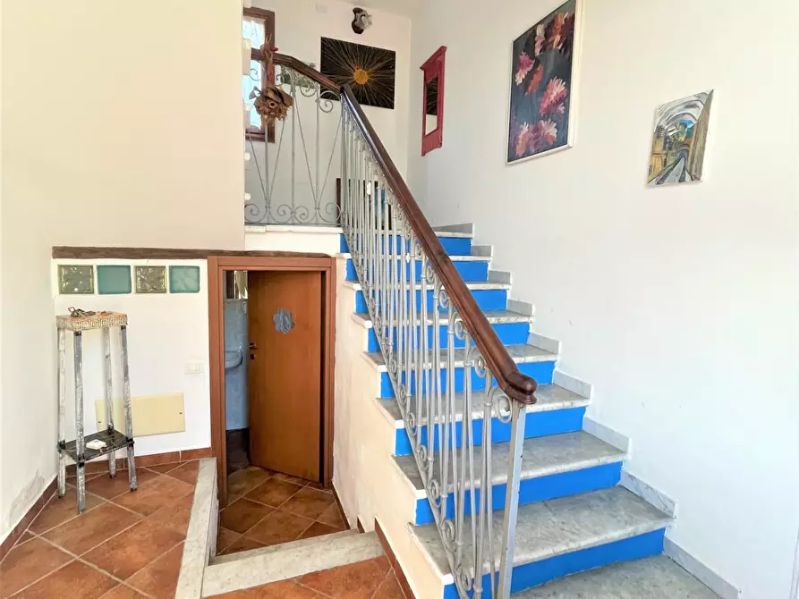 Immagine 7 di Casa bifamiliare in vendita  a Massa