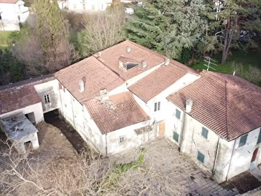 Immagine 18 di Casa semindipendente in vendita  a Fivizzano