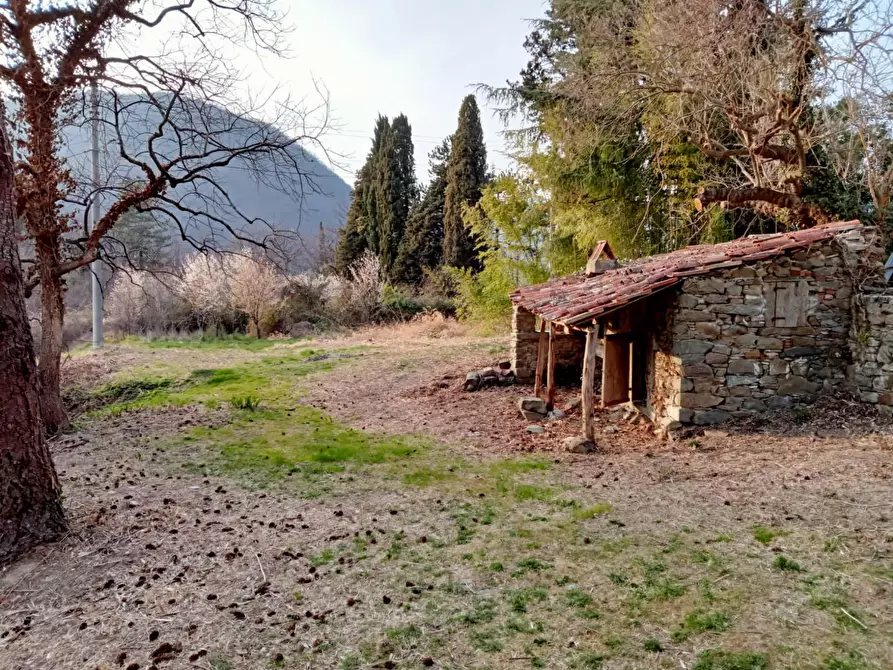 Immagine 6 di Casa semindipendente in vendita  a Fivizzano