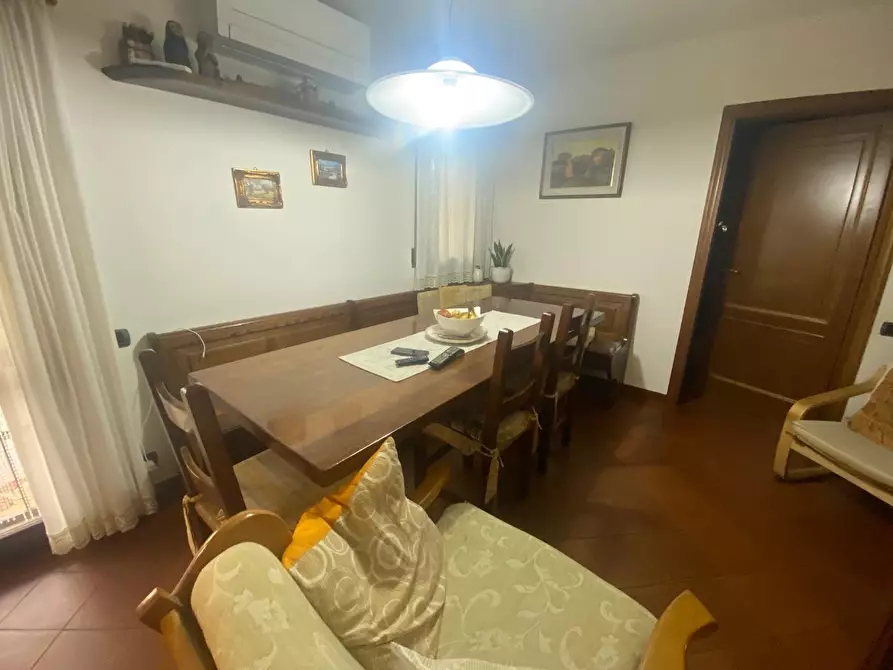 Immagine 37 di Terratetto in vendita  a Pontedera