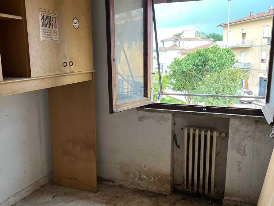 Immagine 8 di Terratetto in vendita  a Capraia E Limite