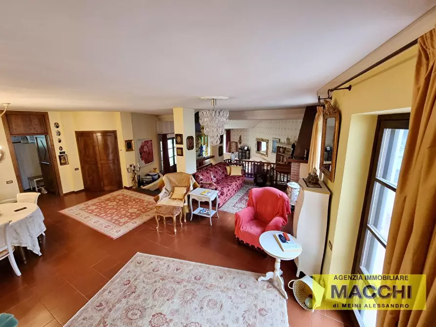 Immagine 14 di Villa in vendita  a Pontedera