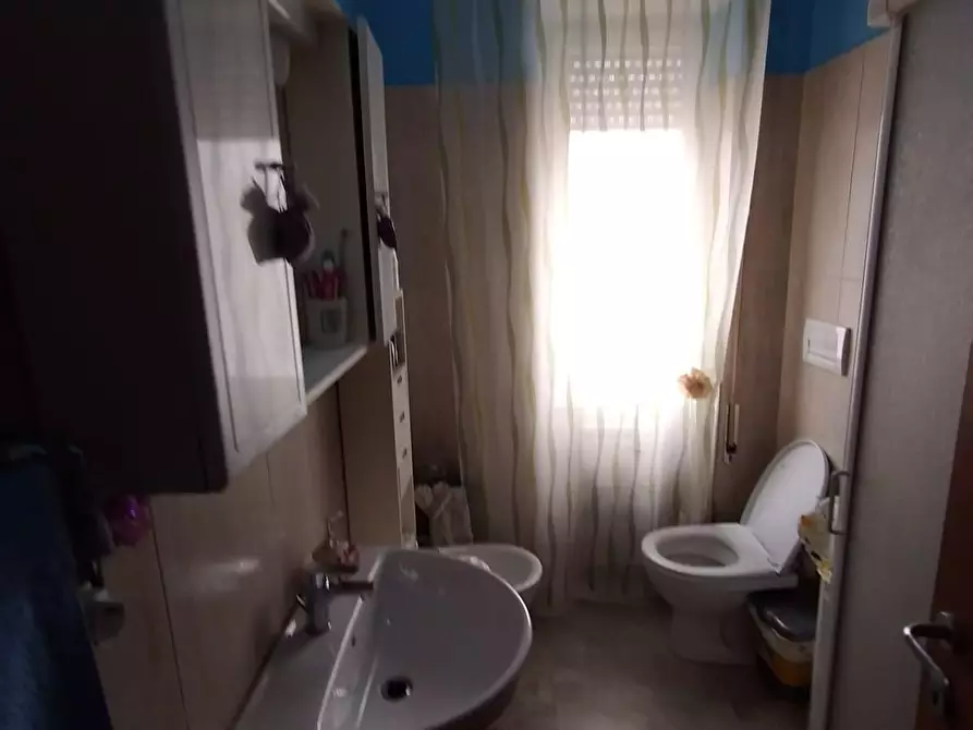 Immagine 9 di Appartamento in vendita  a Carrara