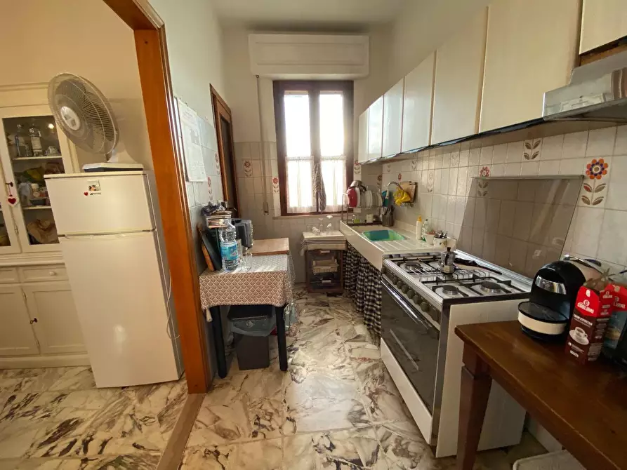 Immagine 8 di Villa in vendita  a Pontedera