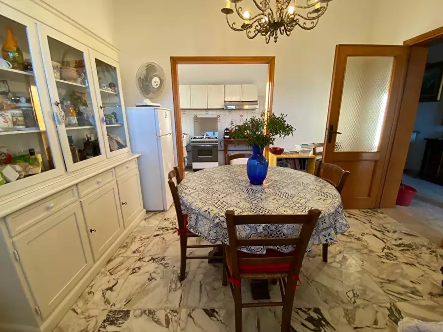 Immagine 6 di Villa in vendita  a Pontedera