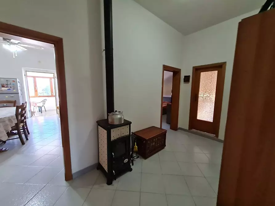 Immagine 5 di Appartamento in vendita  a Campiglia Marittima