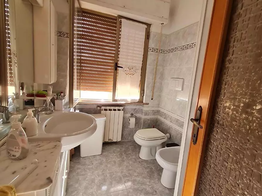 Immagine 12 di Appartamento in vendita  a Campiglia Marittima