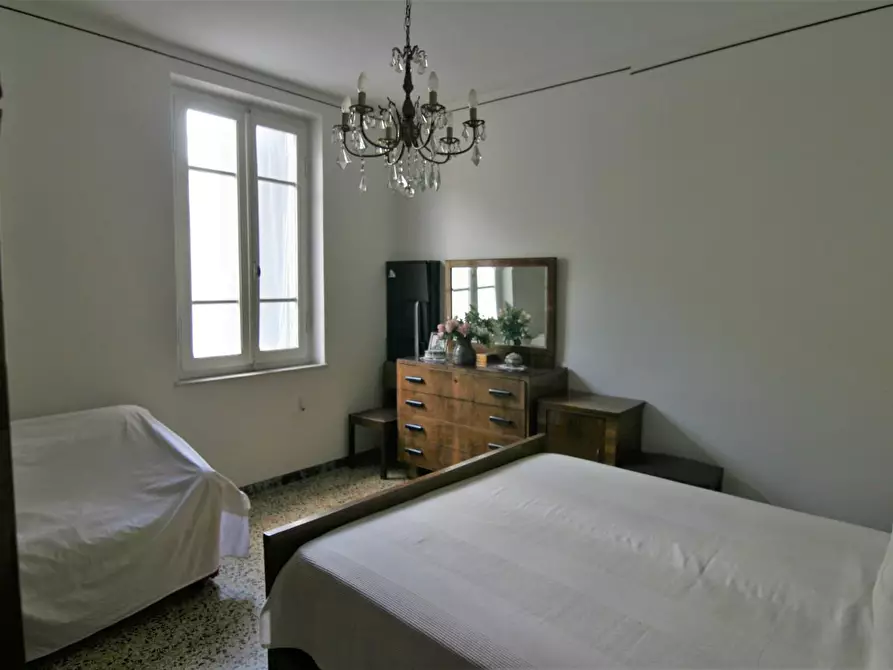 Immagine 6 di Casa semindipendente in vendita  a Carrara