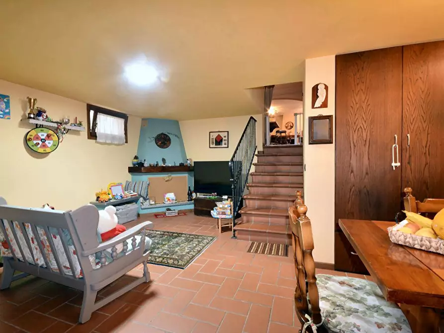 Immagine 23 di Villa in vendita  a Lucca