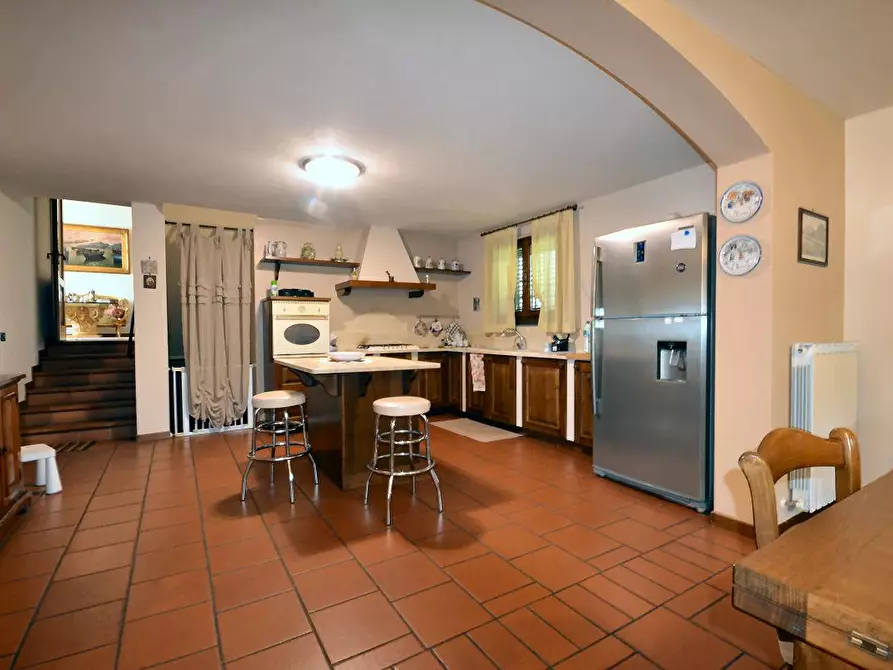 Immagine 9 di Villa in vendita  a Lucca