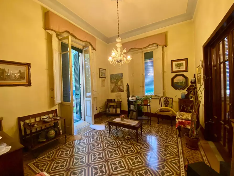 Immagine 15 di Villa in vendita  a Lucca