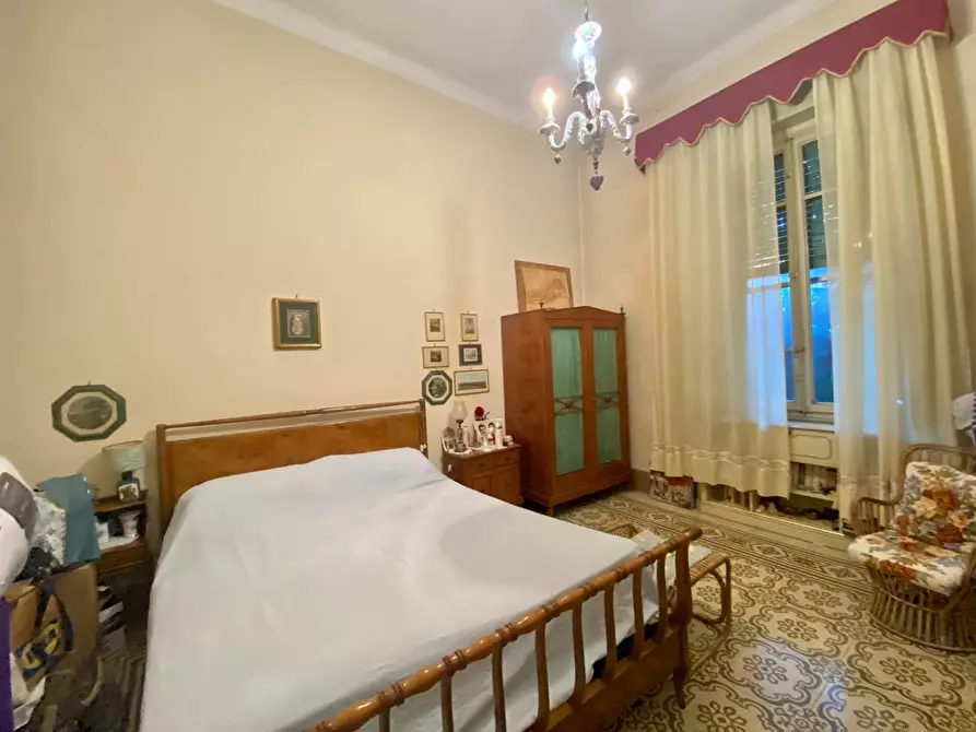 Immagine 20 di Villa in vendita  a Lucca