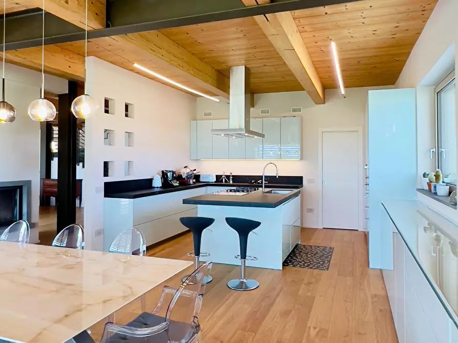 Immagine 11 di Villa in vendita  a Santa Croce Sull'arno