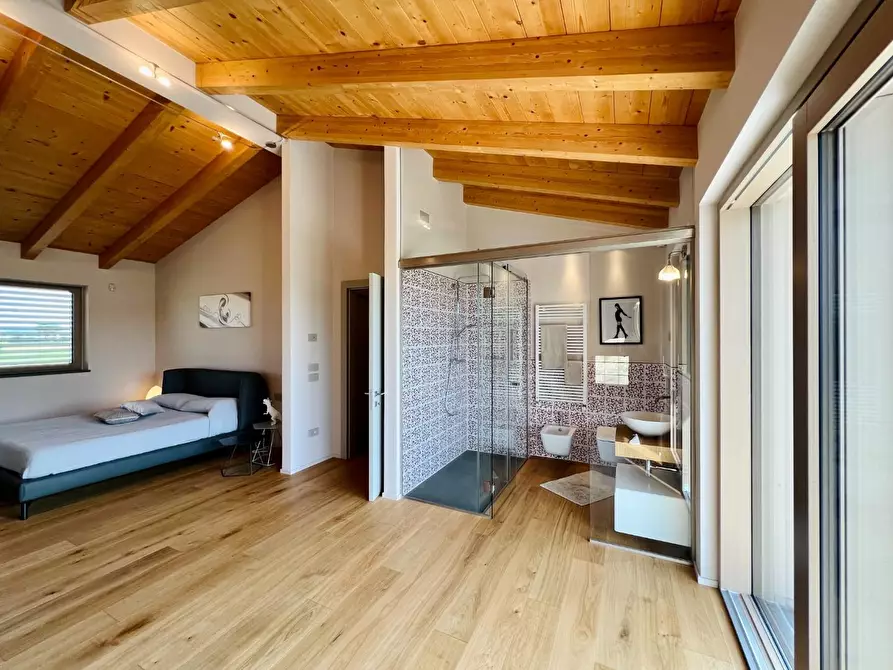 Immagine 16 di Villa in vendita  a Santa Croce Sull'arno