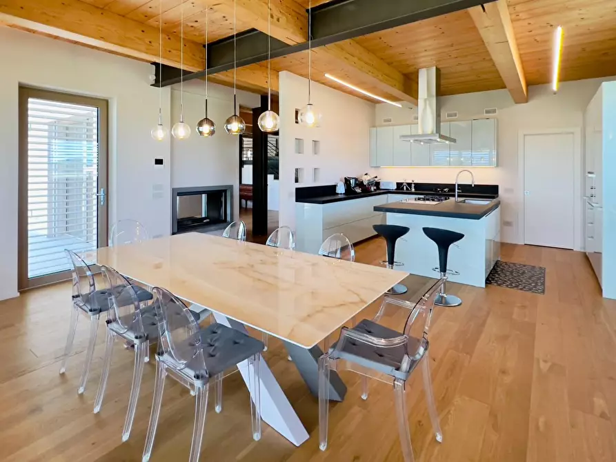 Immagine 12 di Villa in vendita  a Santa Croce Sull'arno