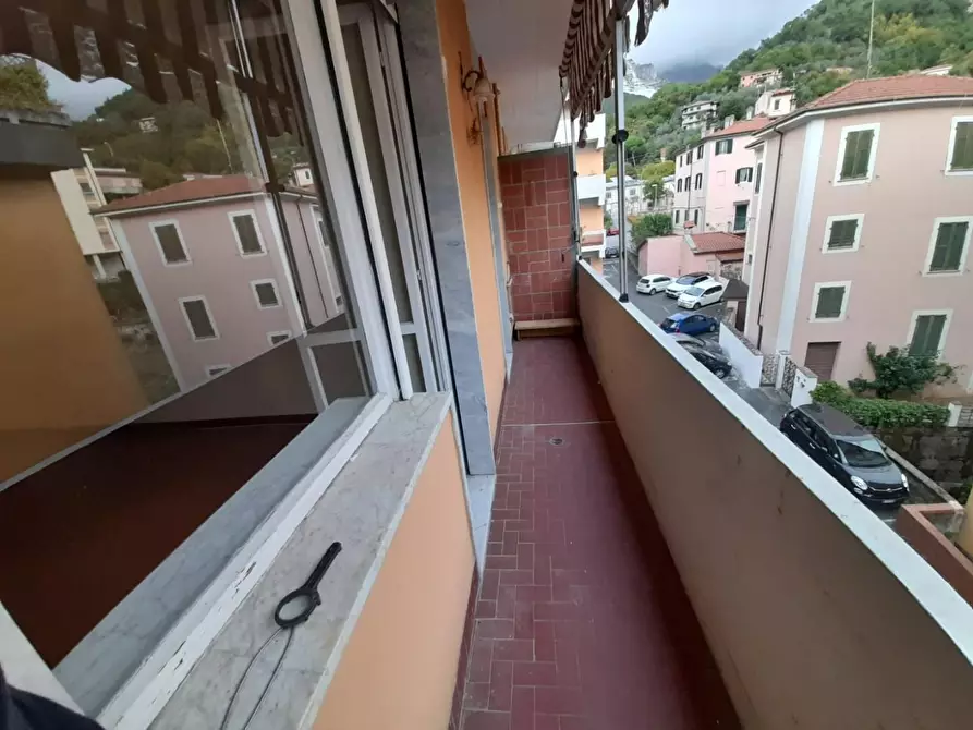 Immagine 5 di Appartamento in vendita  a Carrara