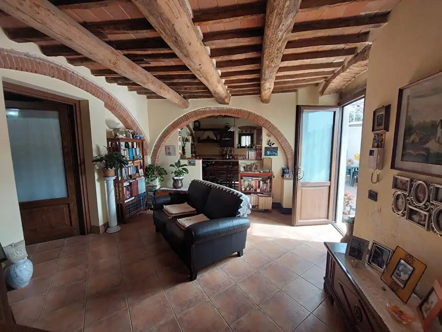 Immagine 27 di Casa bifamiliare in vendita  a Carrara