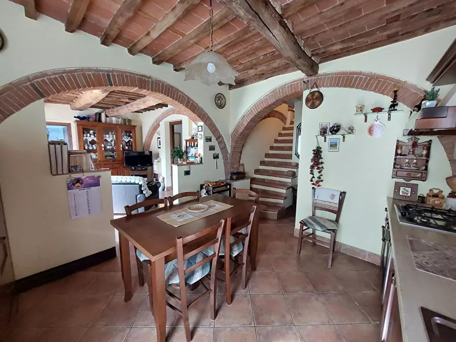 Immagine 23 di Casa bifamiliare in vendita  a Carrara