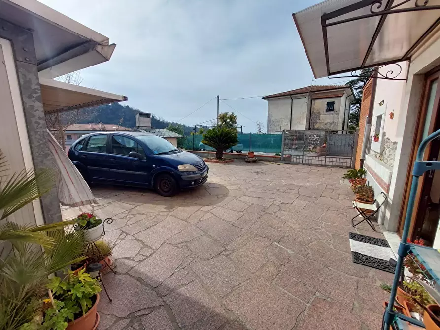 Immagine 31 di Casa bifamiliare in vendita  a Carrara
