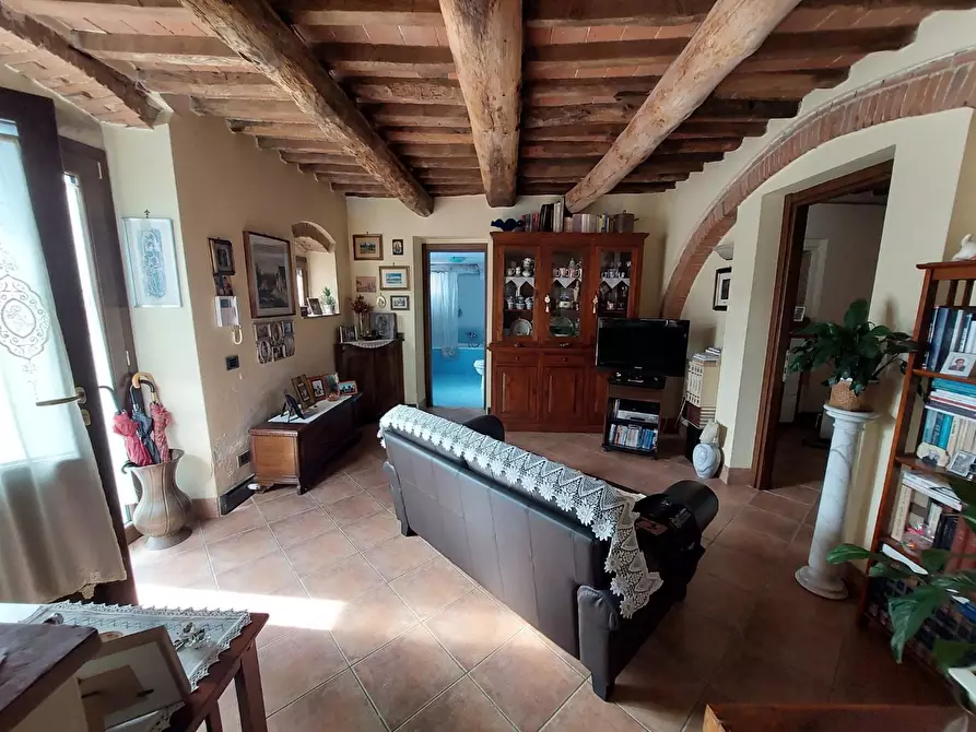 Immagine 25 di Casa bifamiliare in vendita  a Carrara