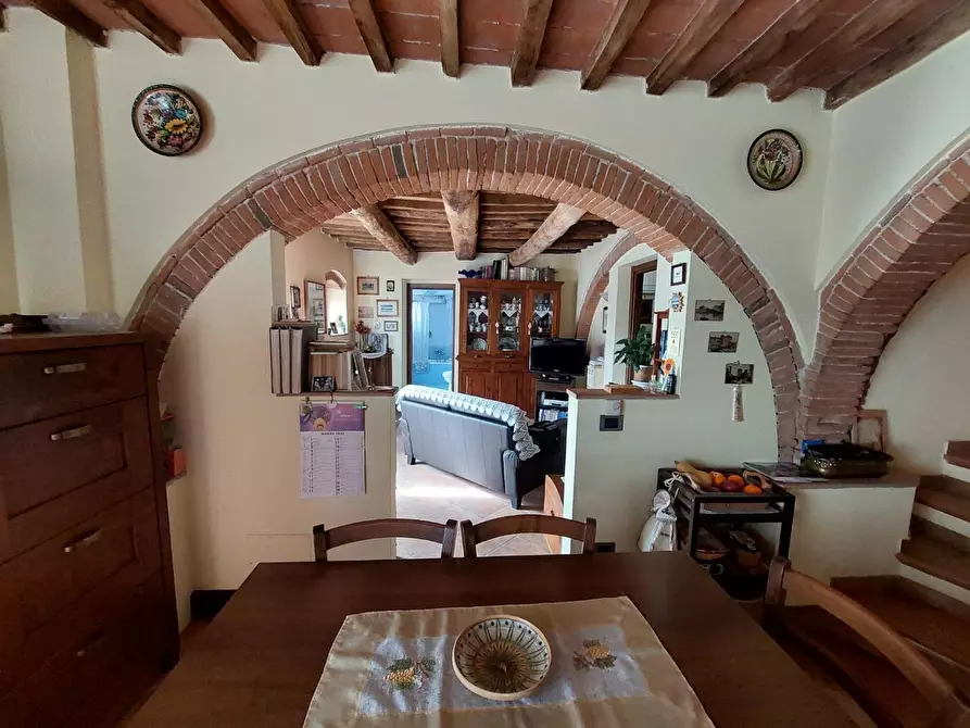 Immagine 24 di Casa bifamiliare in vendita  a Carrara