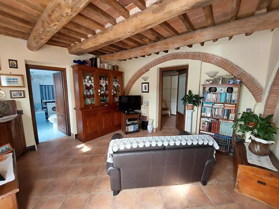 Immagine 26 di Casa bifamiliare in vendita  a Carrara