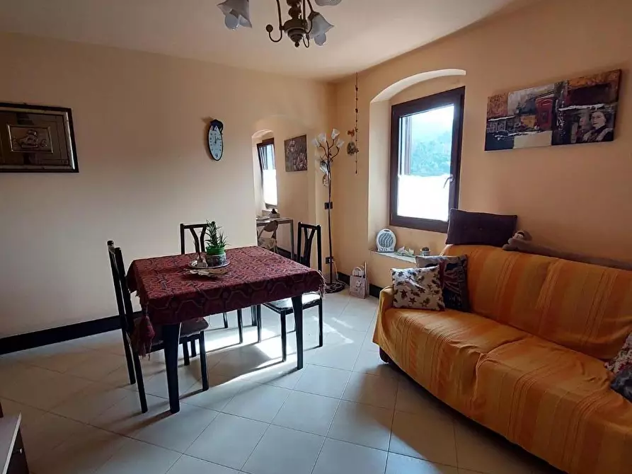 Immagine 12 di Casa bifamiliare in vendita  a Carrara