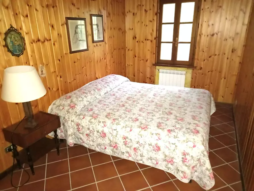 Immagine 19 di Rustico / casale in vendita  a Capannori