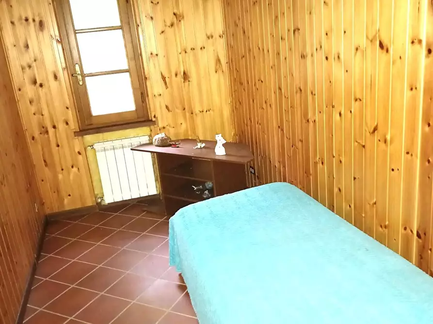 Immagine 14 di Rustico / casale in vendita  a Capannori