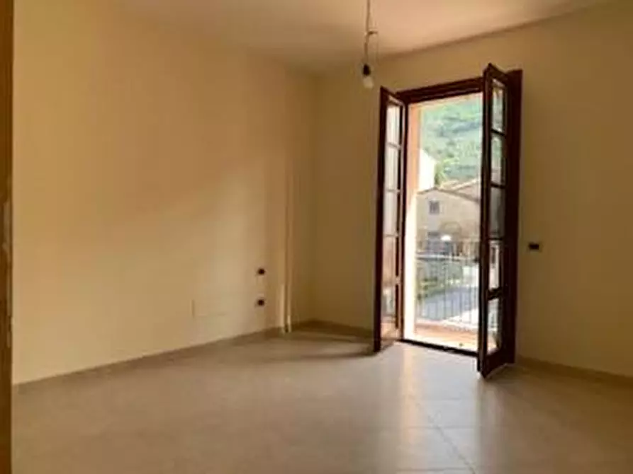 Immagine 5 di Appartamento in vendita  a San Giuliano Terme