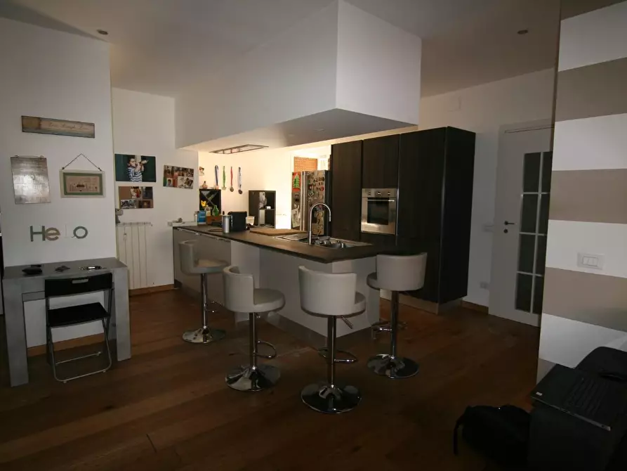 Immagine 5 di Appartamento in vendita  a Carrara