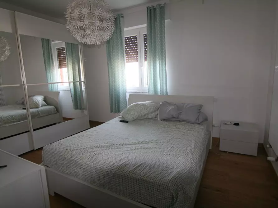 Immagine 11 di Appartamento in vendita  a Carrara