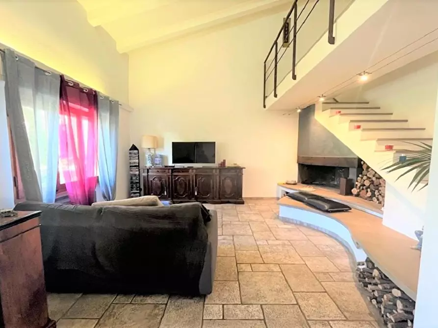 Immagine 3 di Villa in vendita  a Certaldo