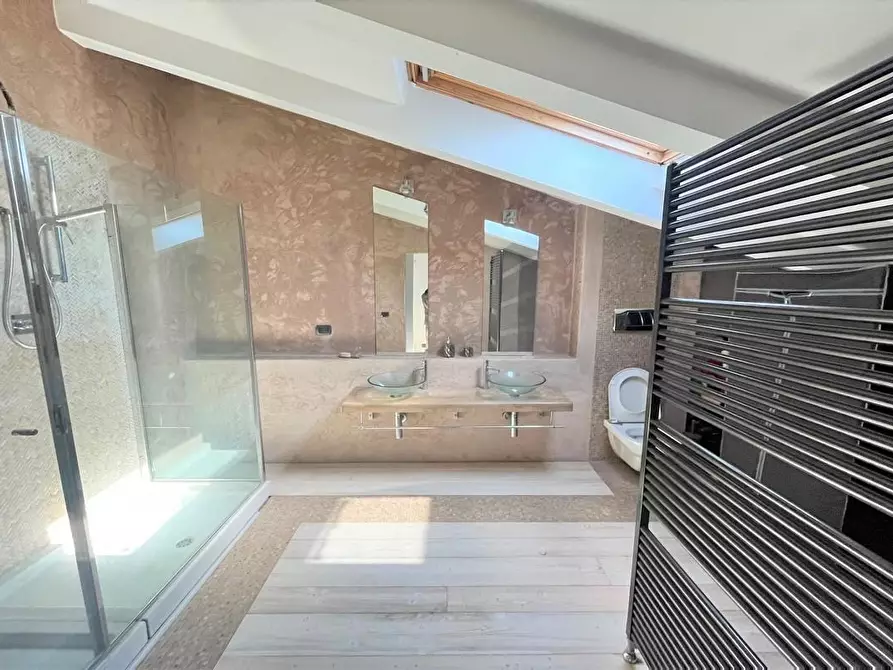 Immagine 16 di Villa in vendita  a Certaldo