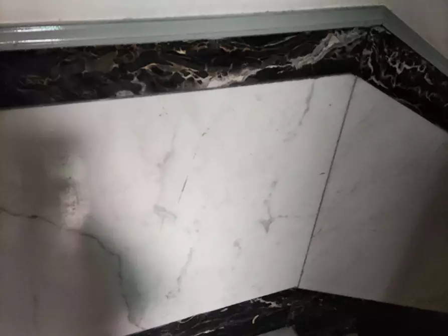 Immagine 14 di Villa in vendita  a Carrara