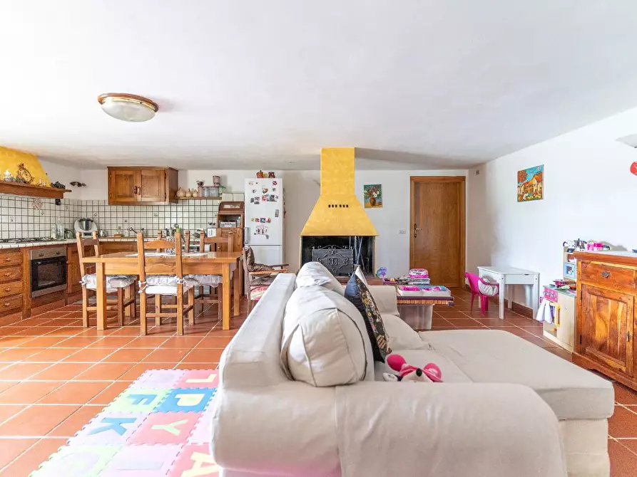 Immagine 12 di Appartamento in vendita  a Lamporecchio